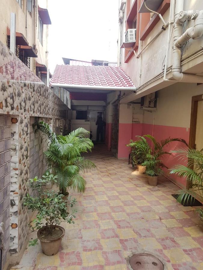 Jimmy Guest House Calcutta Exterior foto